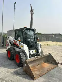 Cargadores compactas 2024 Bobcat S550 (2)