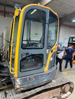 Mini kotrógép 2012 Volvo ECR58 (3)