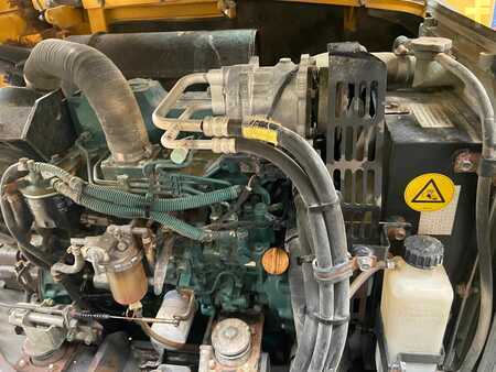 Mini kotrógép 2012 Volvo ECR58 (8)