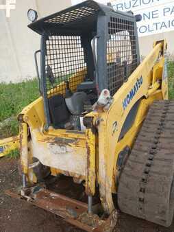 Kompakt rakodó 2003 Komatsu CK30 (1)