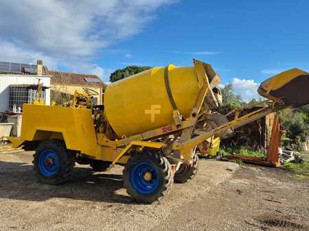 Betonmengers 1983 Fiori AIRONE 2000 (3)