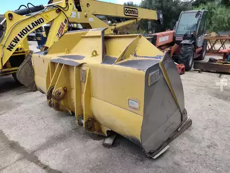Kerekes rakodó 2014 Caterpillar 966M (16)