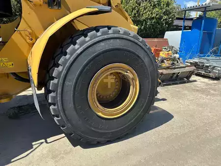 Kerekes rakodó 2014 Caterpillar 966M (9)