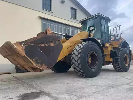 Pale Gommate 2016 Caterpillar 950M (1)