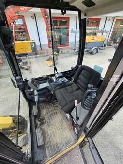 Mini kotrógép 2018 Yanmar SV16 (5)