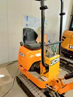 Mini kotrógép 2018 JCB 8008CT (3)