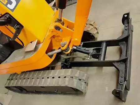 Mini kotrógép 2018 JCB 8008CT (5)