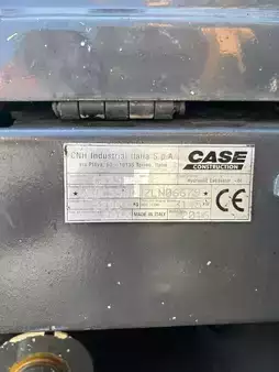 Mini kotrógép 2016 Case CX55B (7)