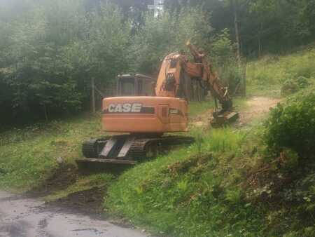 Koparki gąsienicowe 2006 Case CX135SR (5)