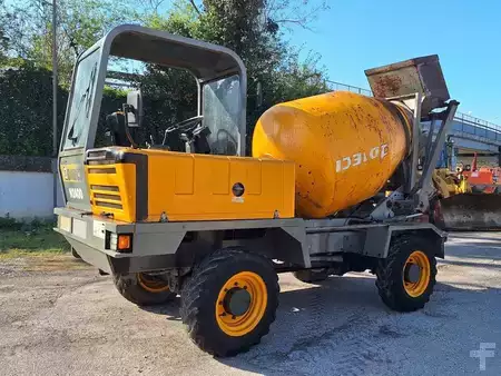 Teherautó-keverő 2002 Dieci N2400 (2)