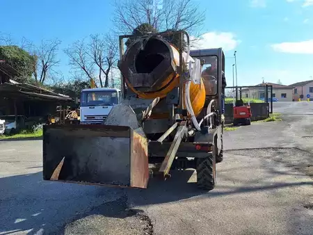 Teherautó-keverő 2002 Dieci N2400 (4)