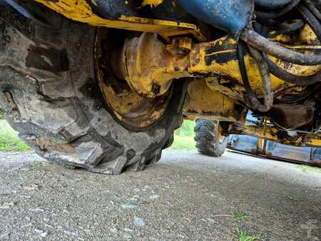 Starrer Baggerlader 2005 Komatsu WB93R-5 (14)