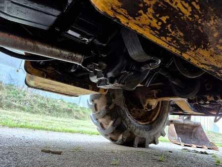 Starrer Baggerlader 2005 Komatsu WB93R-5 (15)