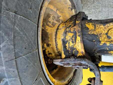 Starrer Baggerlader 2005 Komatsu WB93R-5 (17)