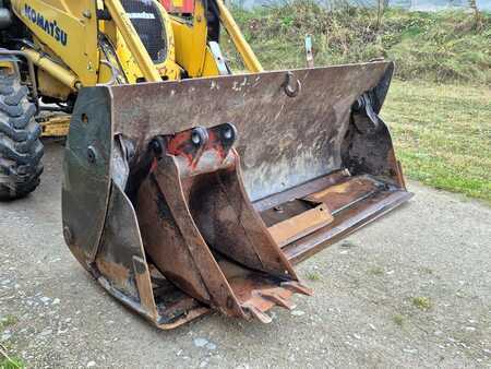 Starrer Baggerlader 2005 Komatsu WB93R-5 (6)