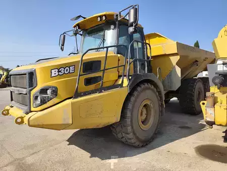 Dumpers articulados 2023 Bell B30E (1)