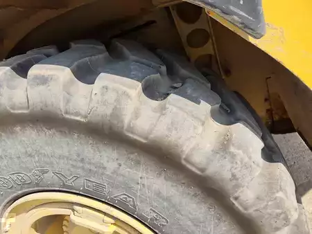 Dumpers articulados 2023 Bell B30E (10)