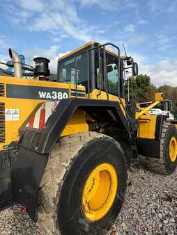 Chargeuse sur pneus 2007 Komatsu WA380-6 (7)