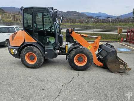 Chargeuse sur pneus 2015 Komatsu WA70-7 (1)