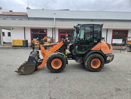 Chargeuse sur pneus 2015 Komatsu WA70-7 (2)