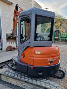 Minikaivinkoneet 2004 Hitachi ZX50U (2)