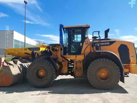 Kolové nakladače 2020 Hyundai HL960A (5)