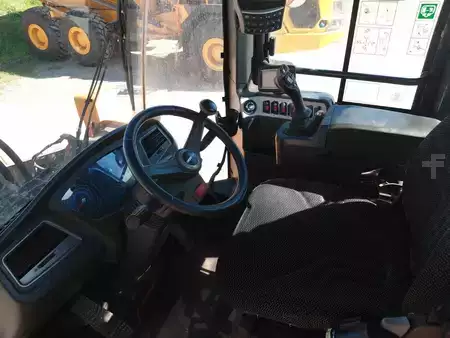 Kolové nakladače 2020 Hyundai HL960A (8)