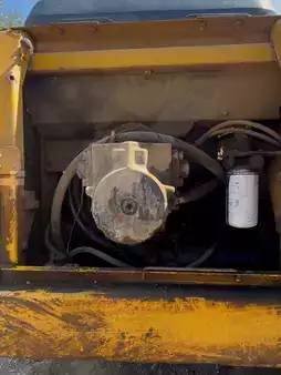 Escavadora de rastos 2007 Komatsu PC210NLC-7K (5)