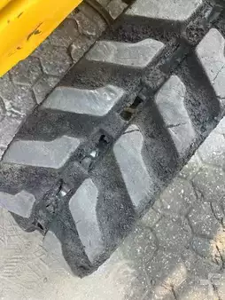 Minibagry 0 Komatsu PC16R-3HS (5)