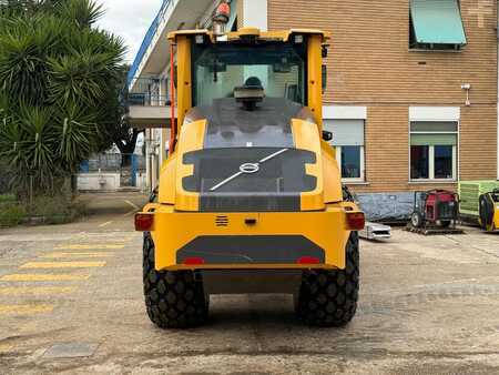 Enkelt tromlekomprimator 2023 Volvo SD160B (10)