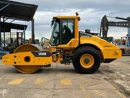 Enkelt tromlekomprimator 2023 Volvo SD160B (5)