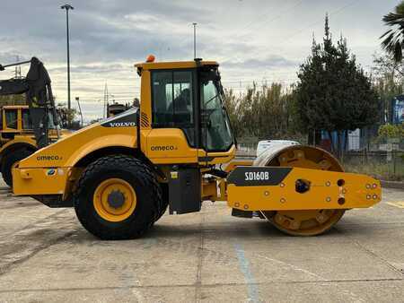 Enkelt tromlekomprimator 2023 Volvo SD160B (6)