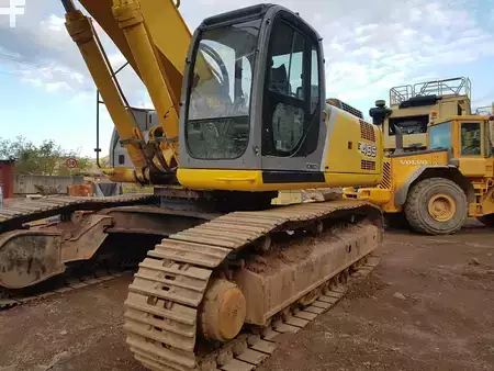 Escavatori cingolati 2006 New Holland Construction E485 (2)