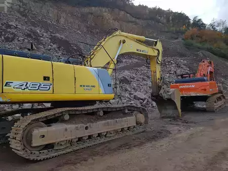 Escavatori cingolati 2006 New Holland Construction E485 (3)