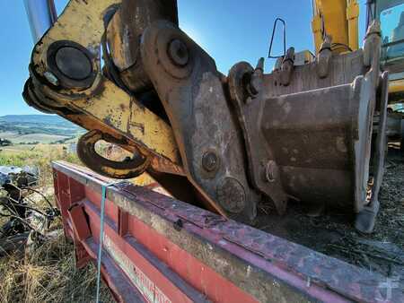 Beltegraver 2007 New Holland Construction E145 (4)