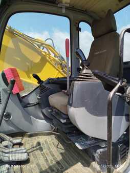 Beltegraver 2008 New Holland Construction E215B (5)