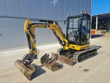 Minibagger 2008 Caterpillar 302.7DCR (1)