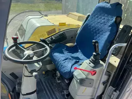 Mobilní bagry 2008 New Holland Construction MH3.6 (10)