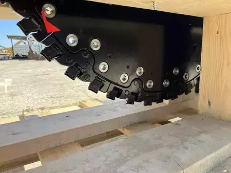 Frezy do ścian szczelinowych  2026 SIMEX RW350 (9)