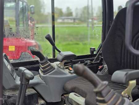 Mini excavators 2023 Yanmar SV26 (5)