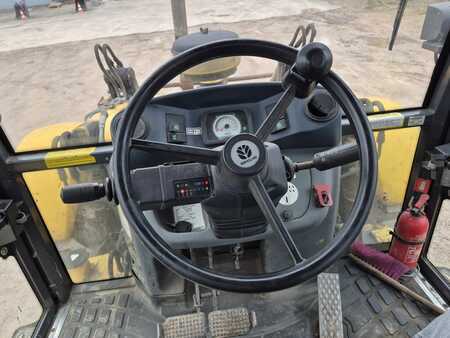 Starrer Baggerlader 2007 New Holland Construction LB115B (10)