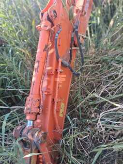 Korečková rýpadla 2004 Hitachi ZX130 (19)