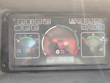 Buldożery 2004 Fiat D180-XLT (4)