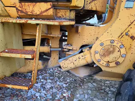Carregadeira de rodas 1988 Volvo L120 (6)