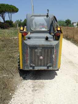 Cargadores compactas 2012 Wacker Neuson 701SP (3)
