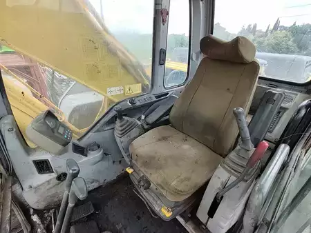 Koparki gąsienicowe 2007 New Holland Construction E245 (6)