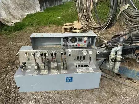 Rotary Drilling Rig 2001 Casagrande M6A (6)