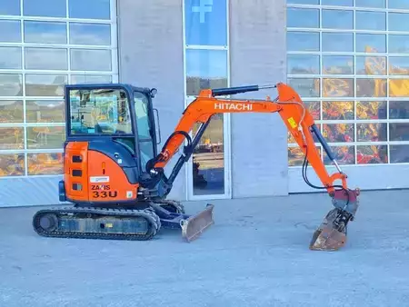 Minibagry 2017 Hitachi ZX 33U-5A CLR Kurzheck KLIMA Minibagger (6)