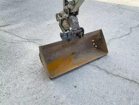 Minibagry 2016 Takeuchi TB 230 MSA V3 Power-Tilt HS03 Minibagger (14)