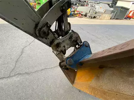 Minibagry 2016 Takeuchi TB 230 MSA V3 Power-Tilt HS03 Minibagger (16)